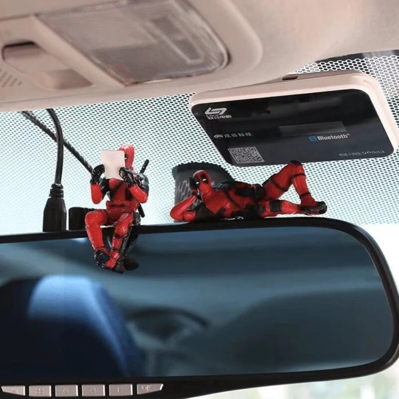 Deadpool Figurine - Image 10