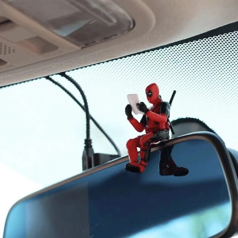 Deadpool Figurine - Image 2