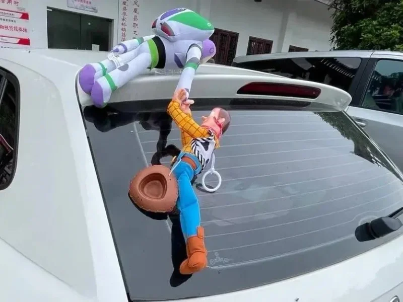 Toy Story - Sherif Woody & Buzz Lightyear on Vehicle - Image 3
